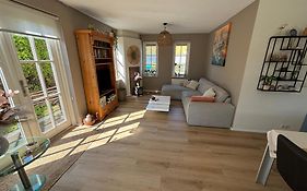 Comfortabel En Gezellig Vakantiehuis Bij Het Strand