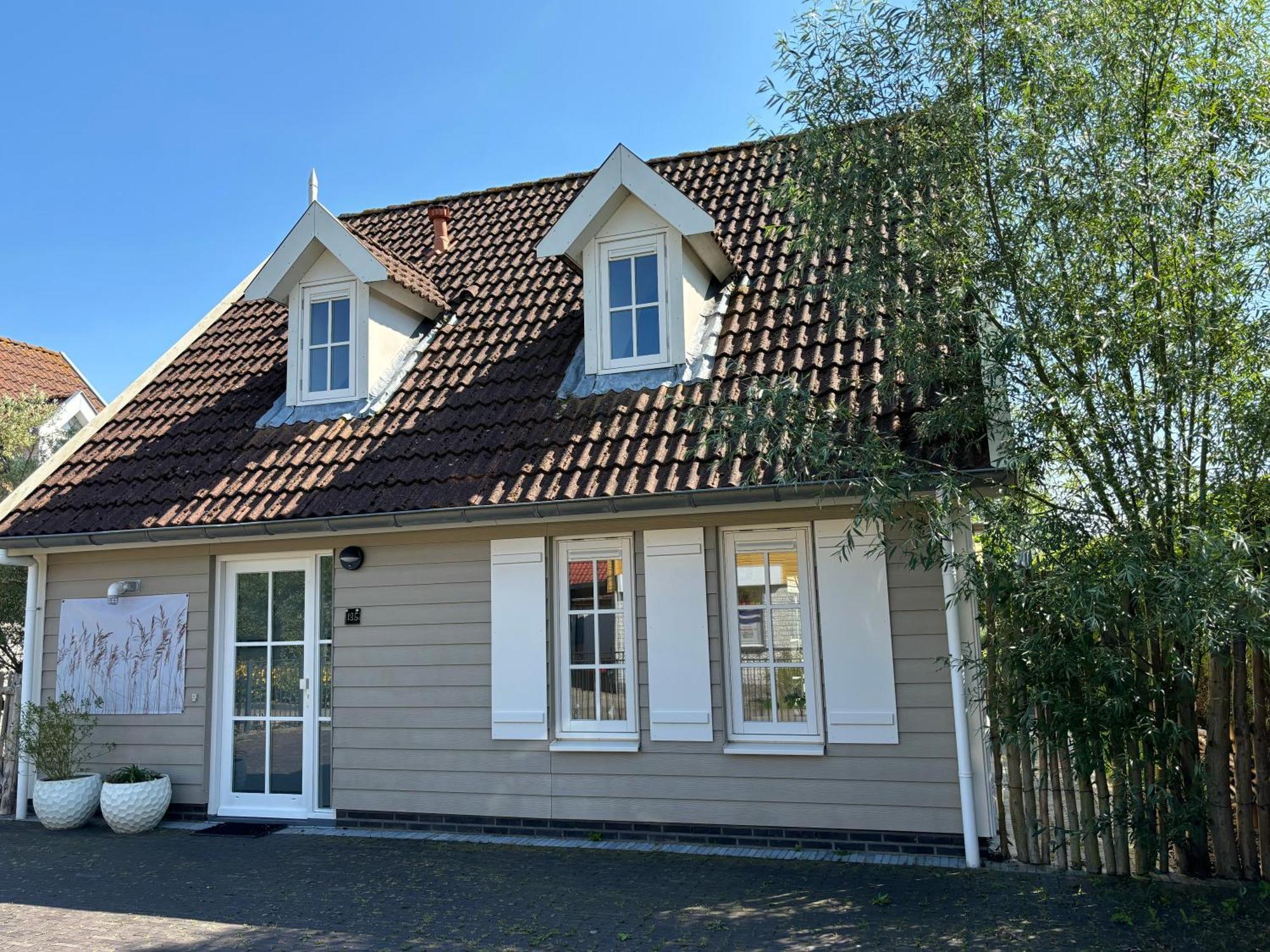 Comfortabel En Gezellig Vakantiehuis Bij Het Strand Wemeldinge Extérieur photo