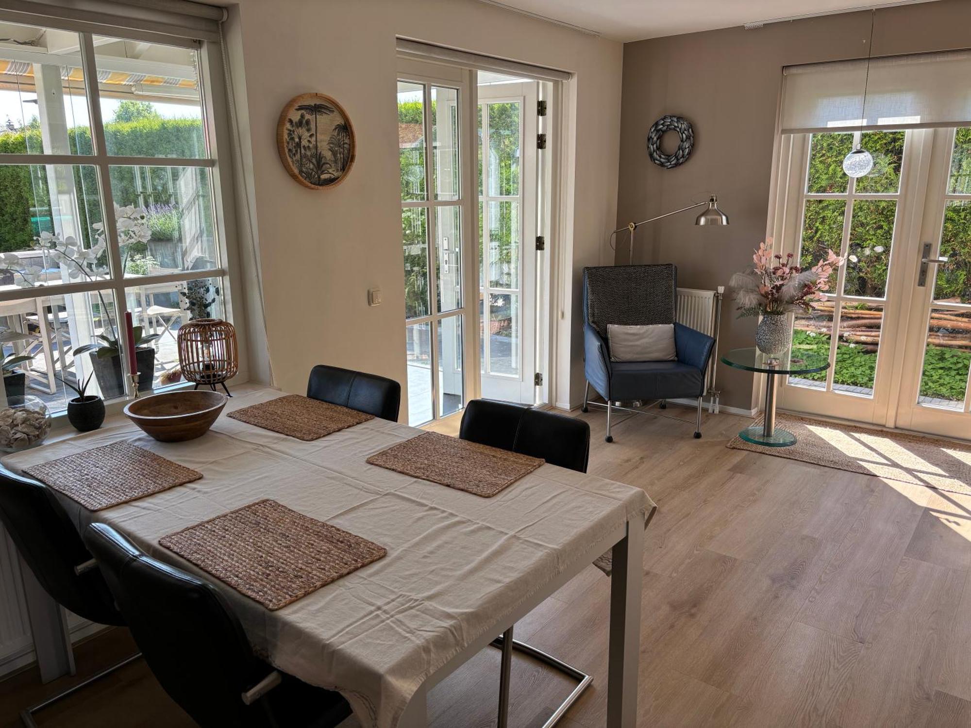 Comfortabel En Gezellig Vakantiehuis Bij Het Strand Wemeldinge Extérieur photo